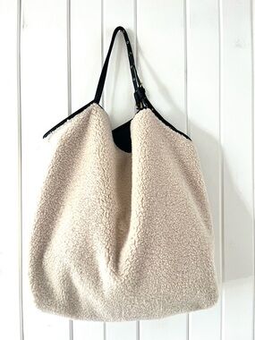 Zara Cream Teddy Bear Shearling Tote Bag with Wristlet